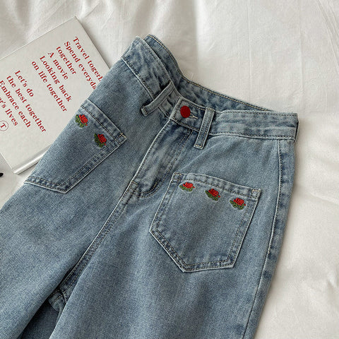 Jeans mit Rosen-Stickerei