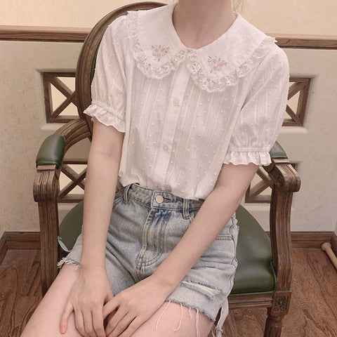 Camisa abotonada de Peter Pan con rosas
