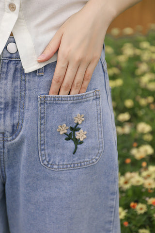 Posy Pockets Embroidered Shorts