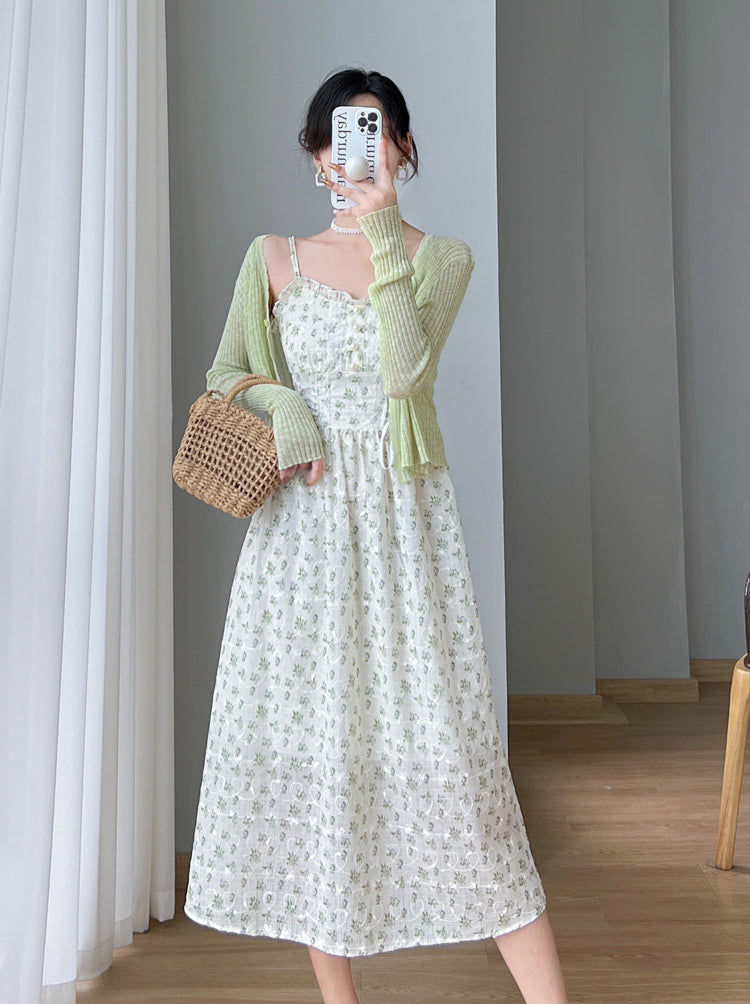 Vestido camisola con cordones y estampado floral de primavera