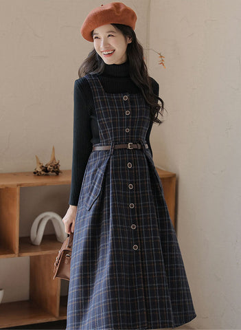 Vestido estilo pichi a cuadros con botones