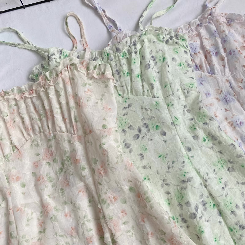 Vestido mini de tirantes con rosa descolorido