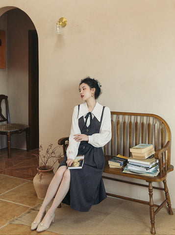 Traveller's Pinafore-Set mit Nadelstreifen
