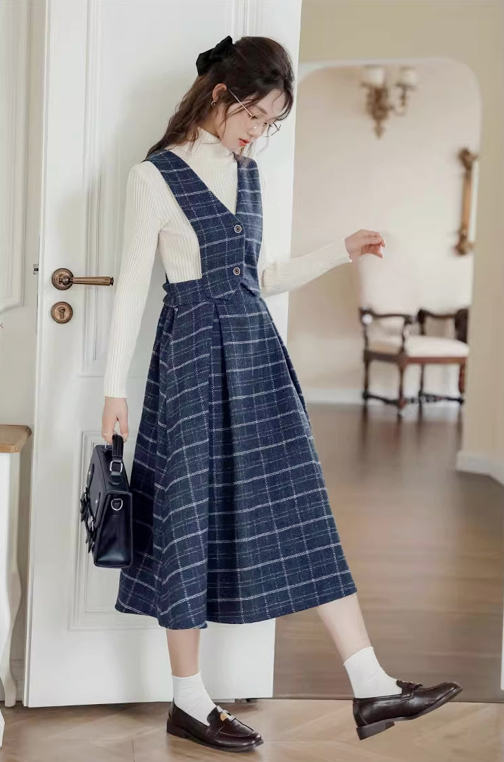 Vestido tipo pichi con chaleco a cuadros