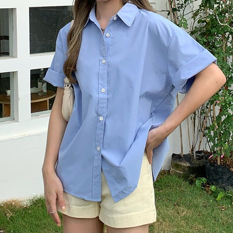 Camisa básica con botones