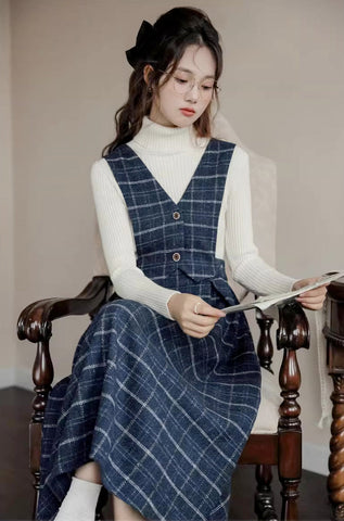 Vestido tipo pichi con chaleco a cuadros