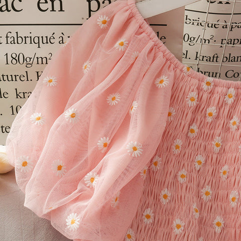 Puff Sleeve Daisy Dress