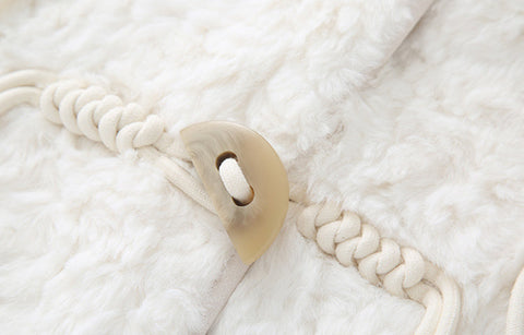 Abrigo de peluche de corderito