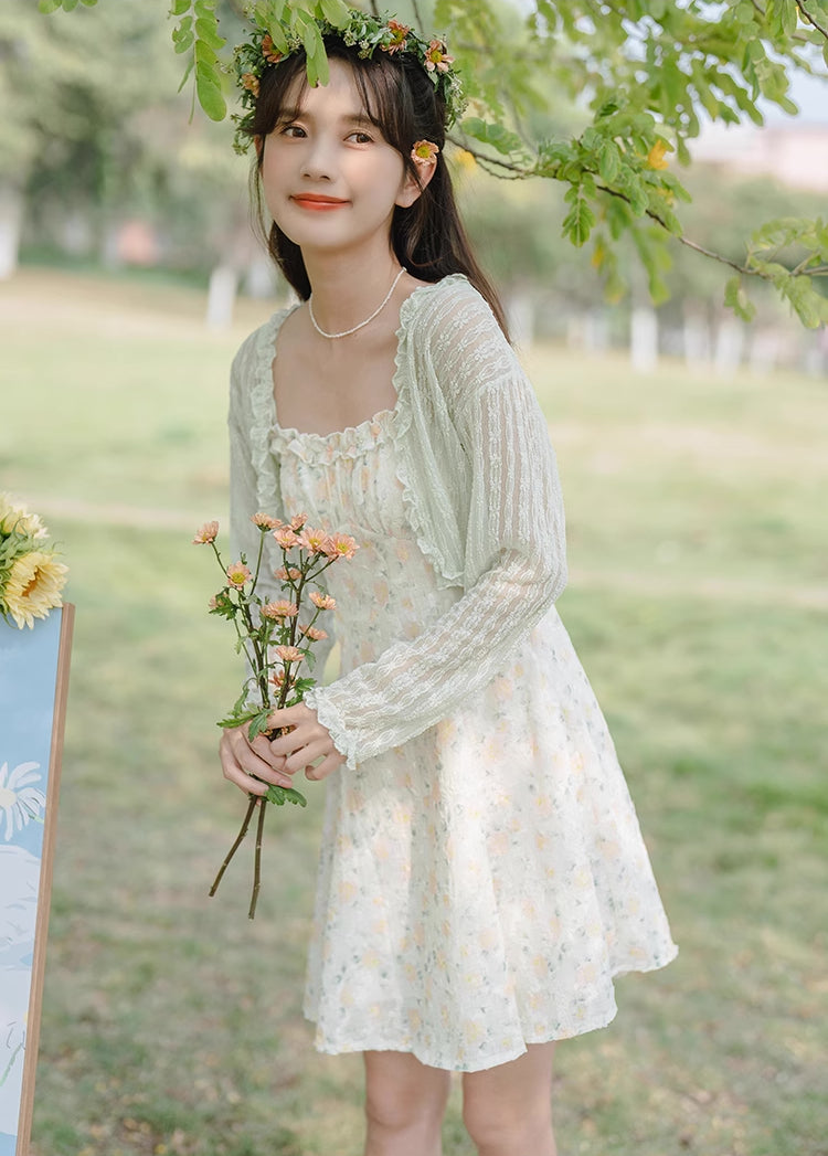 Vestido mini de tirantes con rosa descolorido