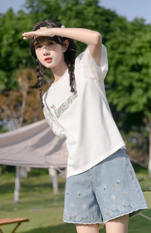 Dancing Flowers Embroidered Shorts