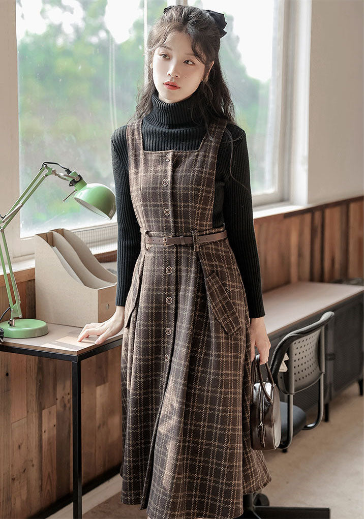 Vestido estilo pichi a cuadros con botones