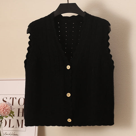 Scallop Trim Vest
