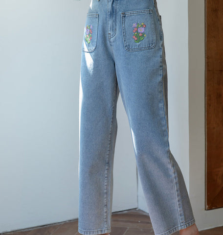 Embroidered Floral Pocket Jeans