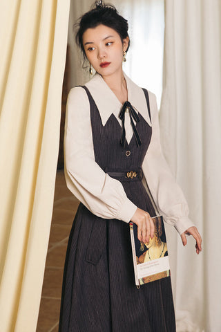 Traveller's Pinafore-Set mit Nadelstreifen