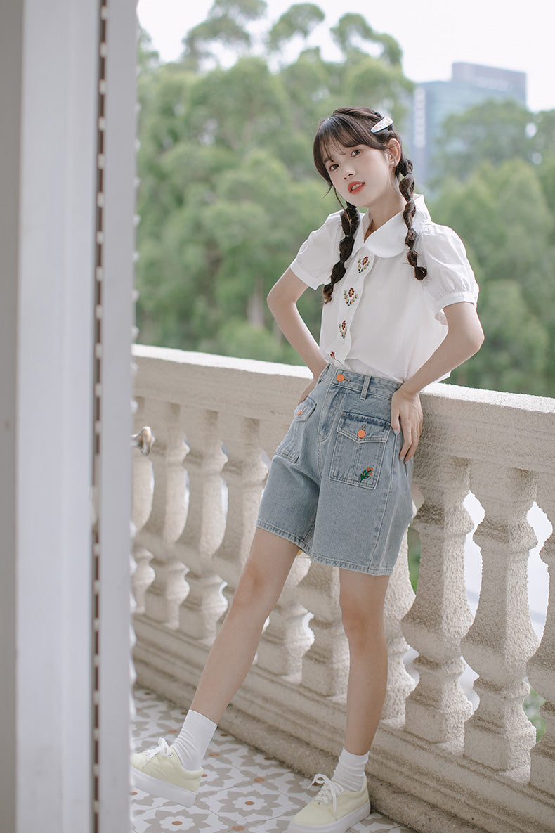 Embroidered Button Pocket Shorts