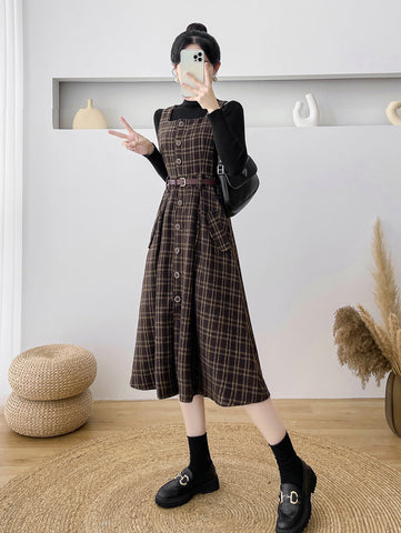 Vestido estilo pichi a cuadros con botones