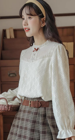 Sweet Lace Layering Blouse