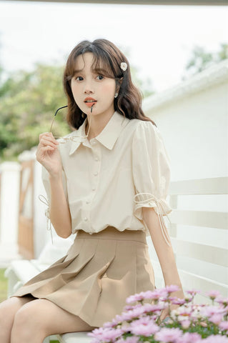 Basic Frilly Puff Sleeve Blouse