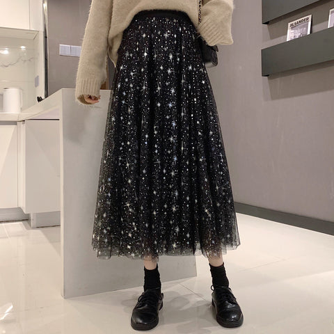 Tüllrock mit funkelnden Sternen