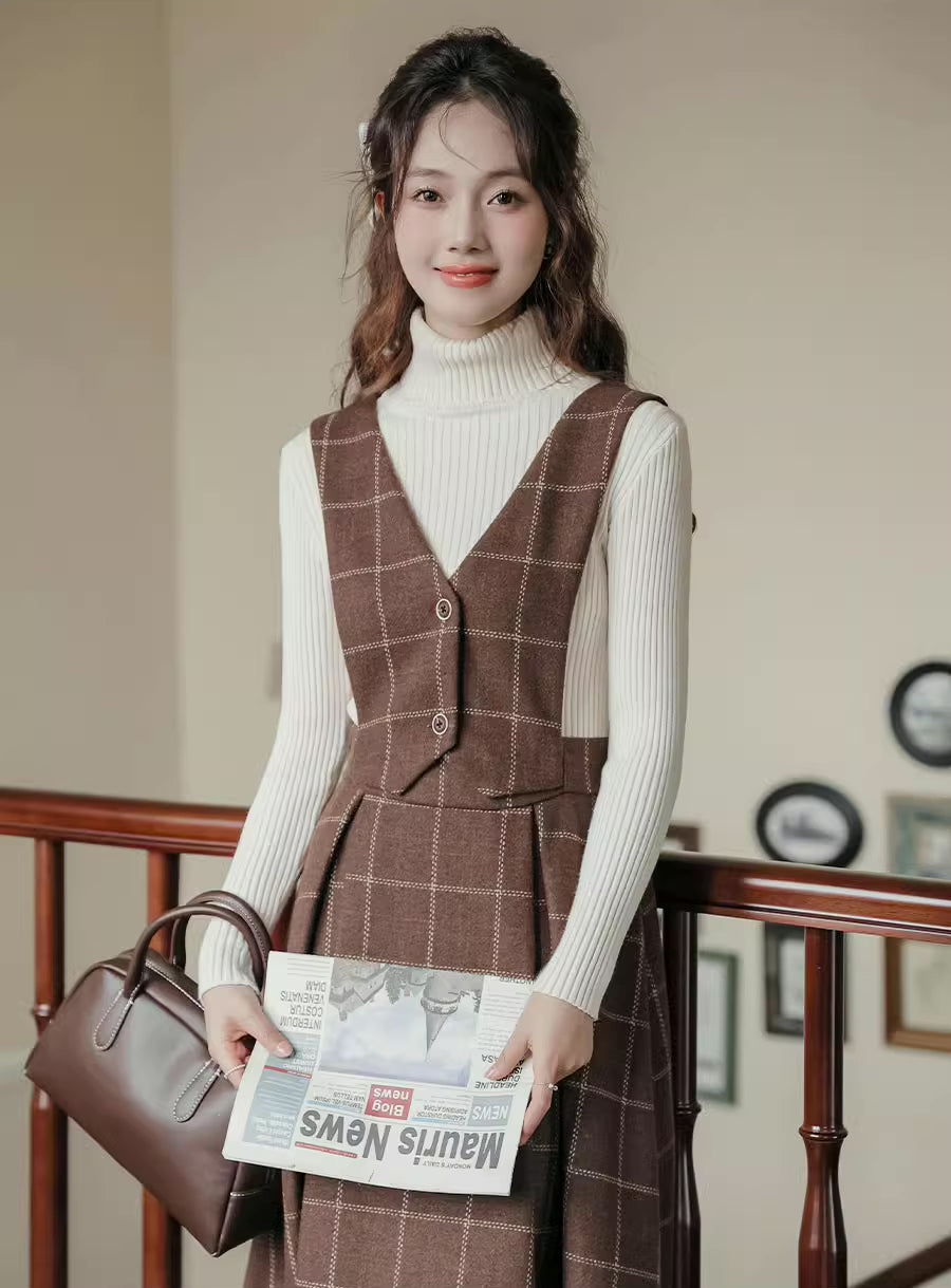 Vestido tipo pichi con chaleco a cuadros
