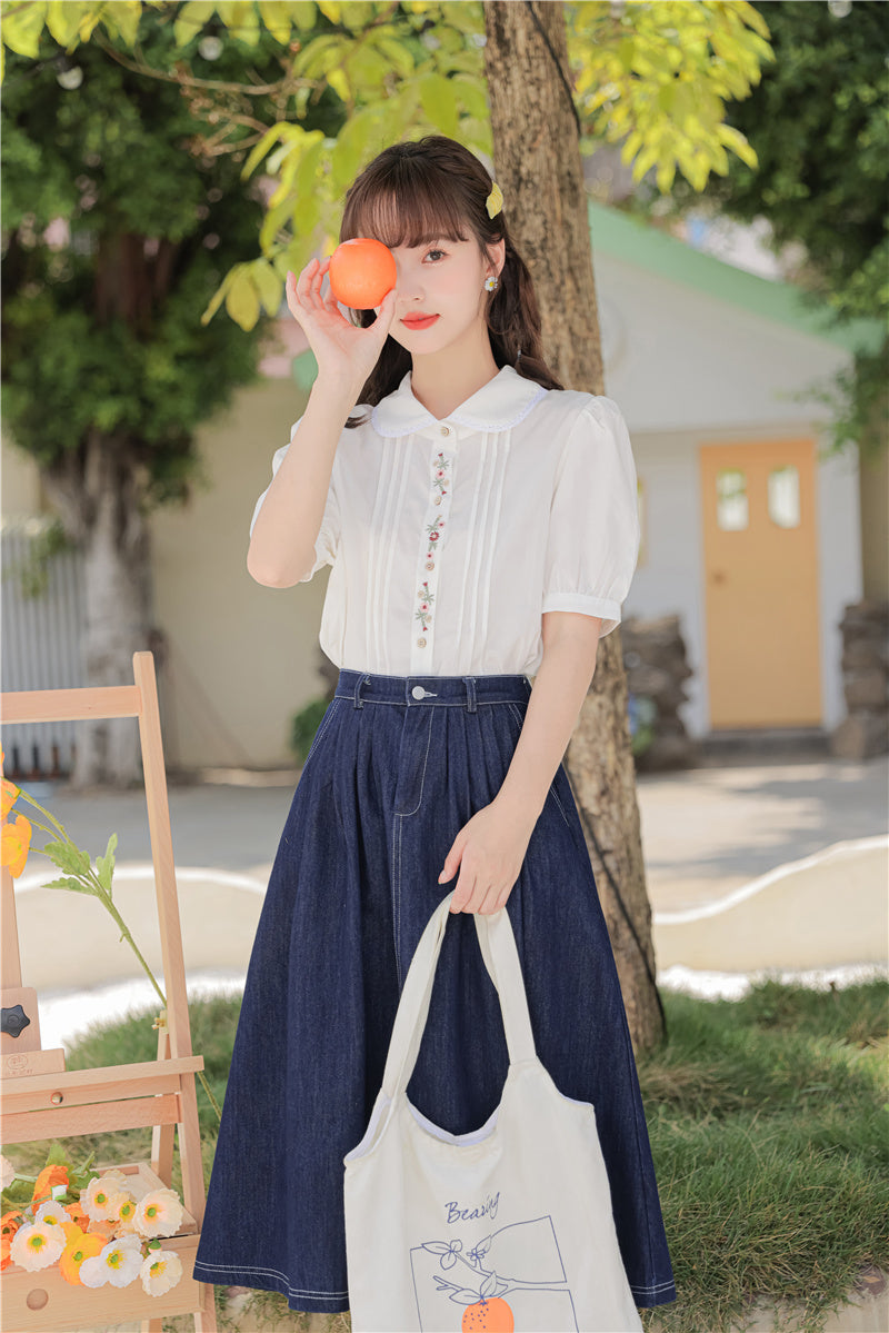 Little Floral Embroidered Blouse