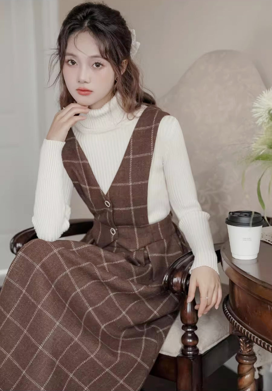 Vestido tipo pichi con chaleco a cuadros