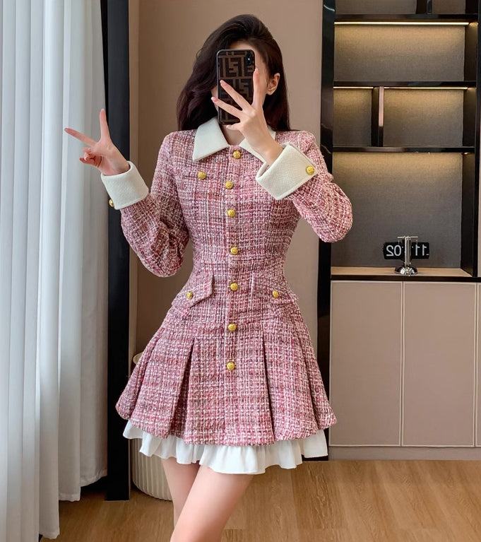 Vestido corto de tweed a cuadros coqueto