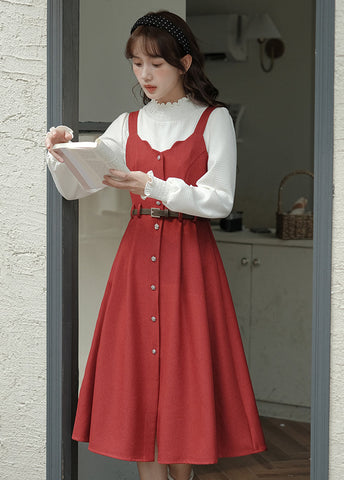 Camisole-Kleid mit Muschelsaum und Knopfleiste