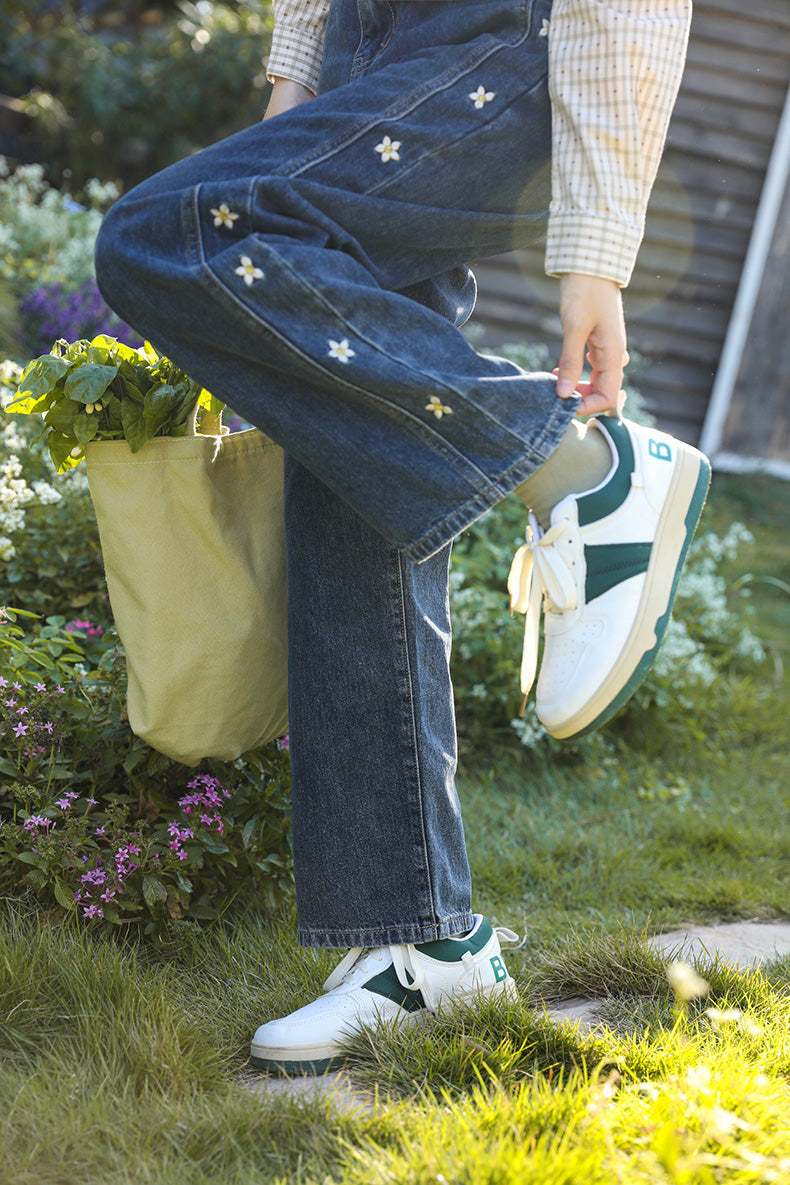 Jasmine Floral Embroidered Jeans