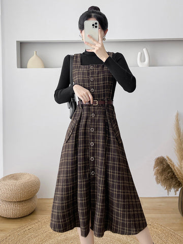 Vestido estilo pichi a cuadros con botones