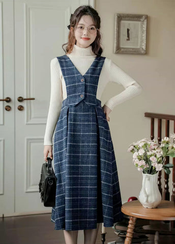 Vestido tipo pichi con chaleco a cuadros