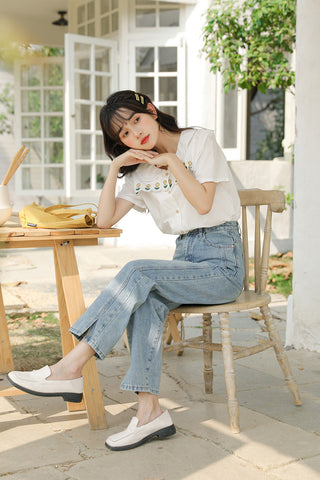 Daisy Chain Scalloped Blouse