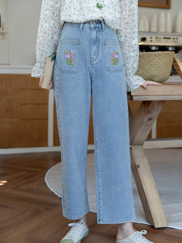 Embroidered Floral Pocket Jeans