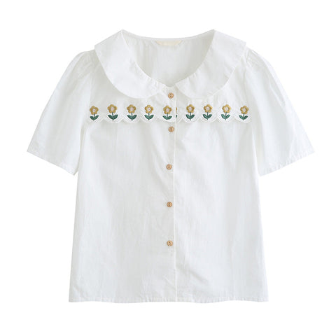 Daisy Chain Scalloped Blouse