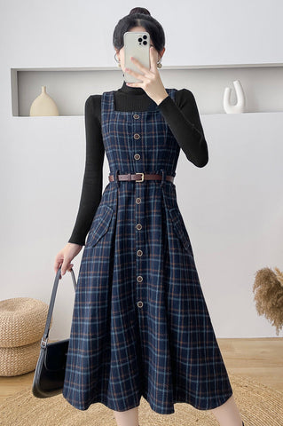 Vestido estilo pichi a cuadros con botones