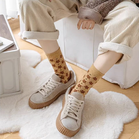 Rustic Daisy Wool Socks