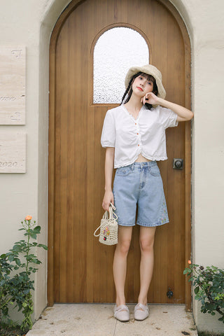 Tulip Tips Embroidered Shorts