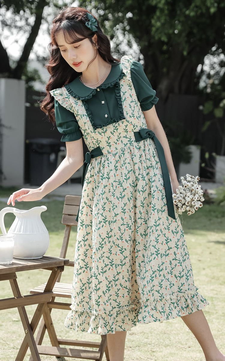 Vestido dos piezas con pechera y capullos de flores