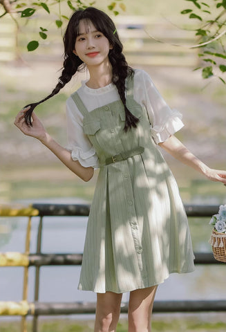 Vestido mini de rayas con botones
