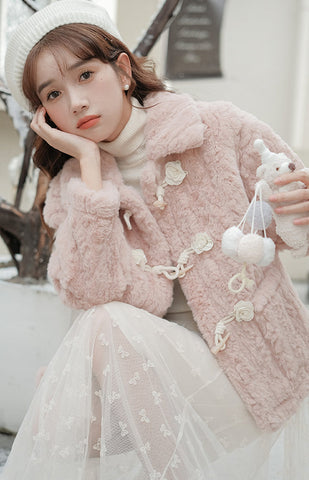 Abrigo de piel con botones Little Rose