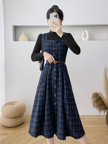 Vestido estilo pichi a cuadros con botones