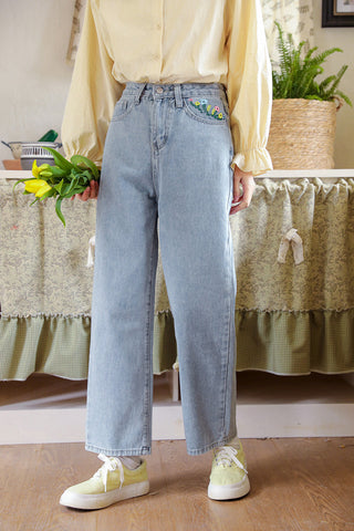 Peek-A-Boo Embroidered Jeans