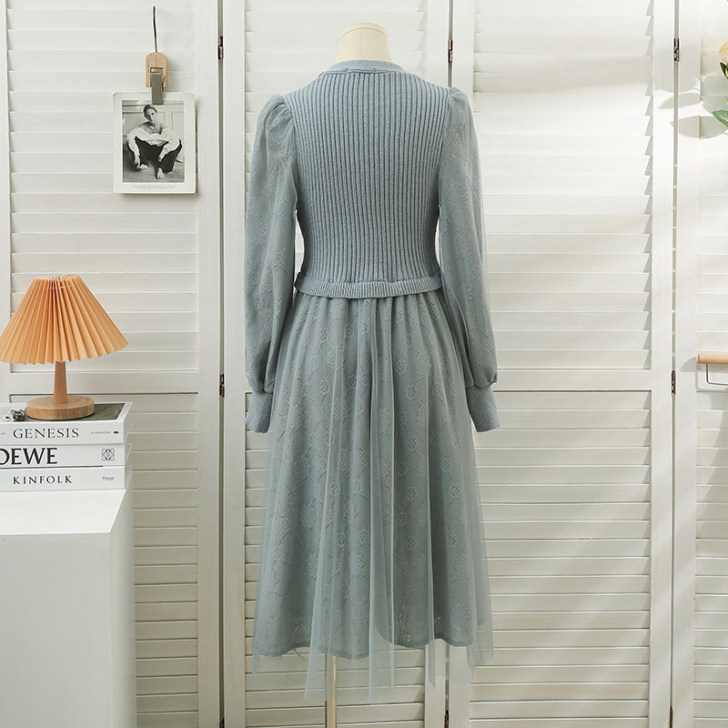 Vestido de suéter de punto con encaje
