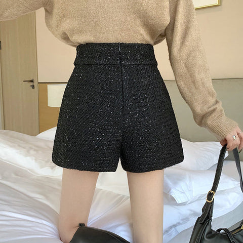 Pantalones cortos de tweed con lentejuelas a medida
