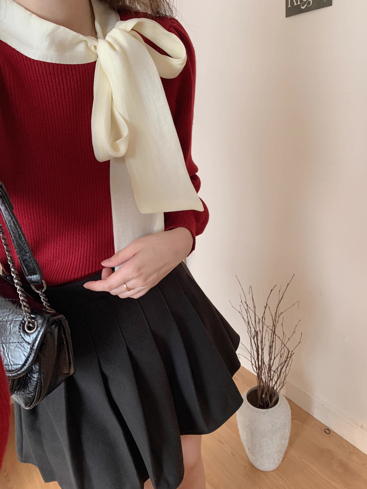 Pullover mit Puffärmeln und Bindekragen