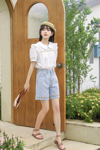 Daisy Chain Embroidered Shorts