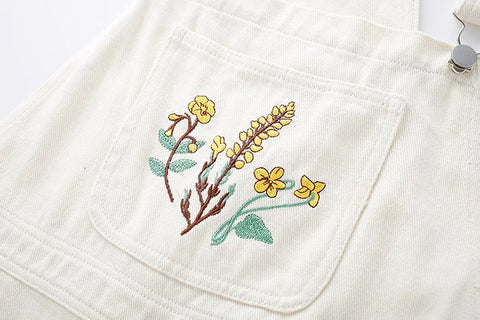 Overall mit Wildblumenstickerei
