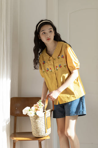 Bluse mit Retro-Blumenstickerei