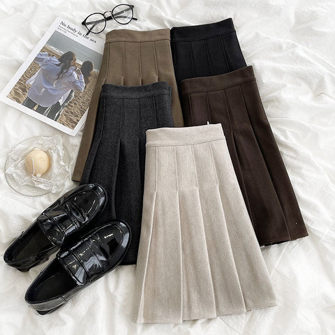 Neutraler Tennisrock