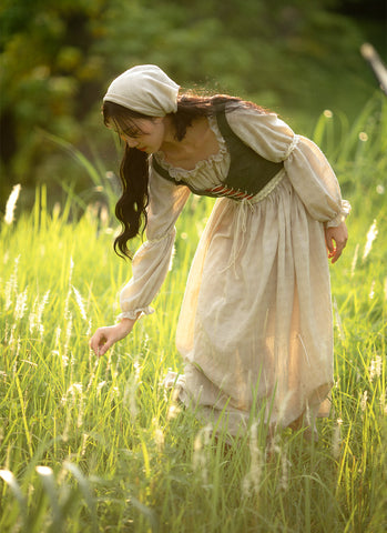 Vestido midi con corsé campestre